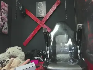 Stripchat Free Live Porn of dark_doll5