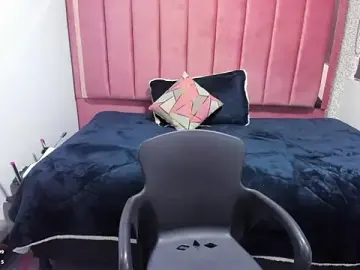 Stripchat Free Live Porn of MiaWils_