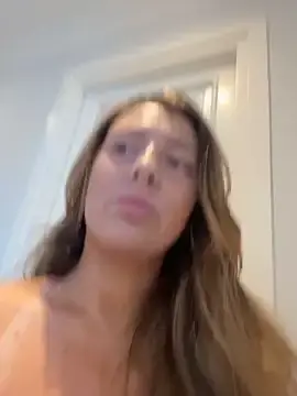 Stripchat Best live sex cam show of curvyflawless
