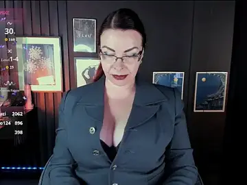 Stripchat Sex Cam of MrsIngrid