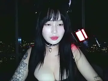 Stripchat Sex Cam of obeycarrienoona