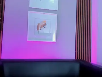 Stripchat Free Porn Cam of Ariana_collinss