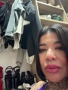 Stripchat Sex Cam of milaivanova