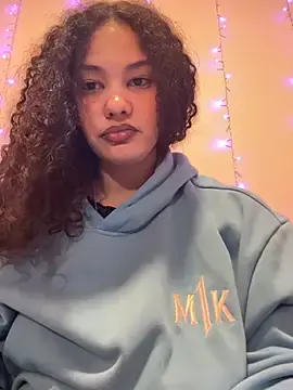 Stripchat Live Sex of tastylolaaa