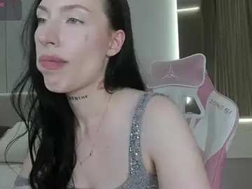 Stripchat Live Sex Cam of JenniferQueen11