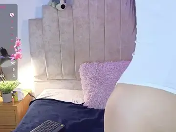 Stripchat Live Sex of Mia_Collins_21