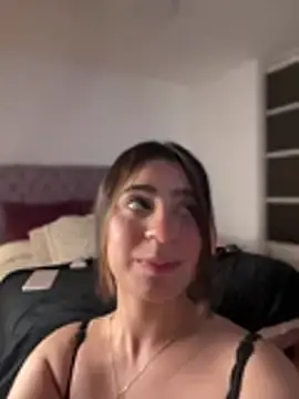Stripchat Live Sex Cam of Samantha_e2