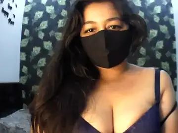 Stripchat Best live sex cam show of Yoursnandini8