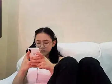 Stripchat Free Porn Cam of SolvedGlobe
