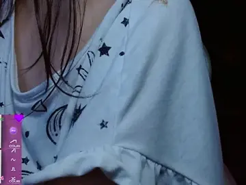 Stripchat Live Sex of MidoriQuiinn