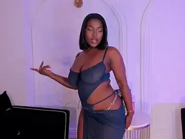 Stripchat Free Porn Cam of SavannahStorm