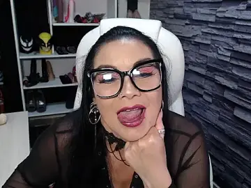 Stripchat Watch Live Sex Cams of Cruela_deviil