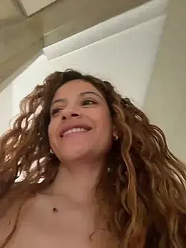 Stripchat Free Live Porn of alana15