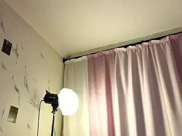 Stripchat Free Porn Cam of Karolinacreamm