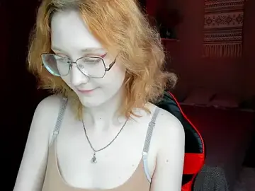 Stripchat Live Sex Cam of LunaTerry