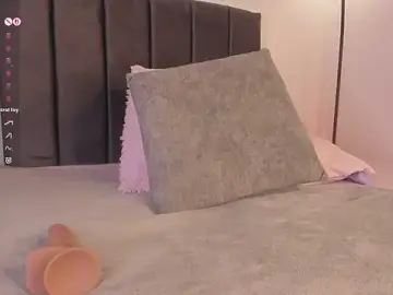 Stripchat Live Porn of LynnSam_