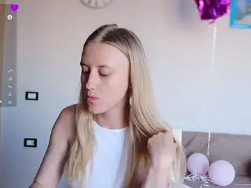 Stripchat Live Sex of AngeelLina