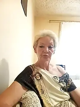 Stripchat Free Porn Cam of Calypso-Loove