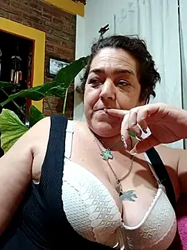 Stripchat Nude Webcam of relaxnamaste