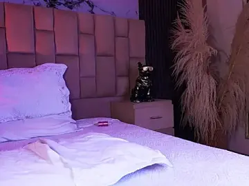 Stripchat Live Sex of Melany_Luv