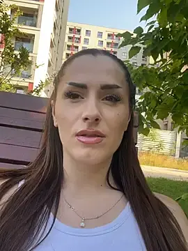 Stripchat Adult Webcam of AriaAdda