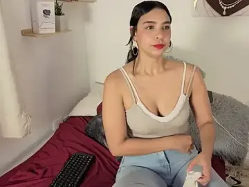 Stripchat Free Live Porn of Maddy_Fox99