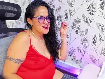 Stripchat Live Sex Cam of MaluRivers