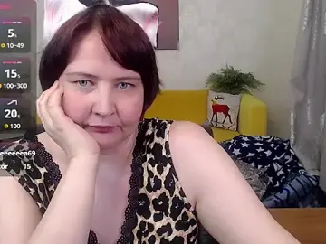 Stripchat Free Porn Cam of QUEEN02030