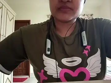 Stripchat Nude Webcam of Neha-71
