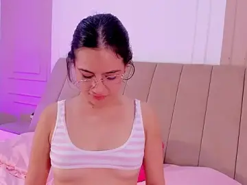 Stripchat Free Porn Cam of ameliiaa_smith