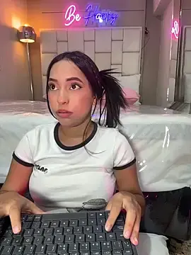 Stripchat Best live sex cam show of MiaCamille_