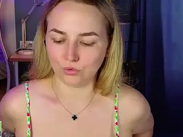 Stripchat Free Live Porn of Mira_Mermayd