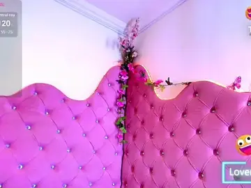 Stripchat Sex Cam of Sheilly_brown