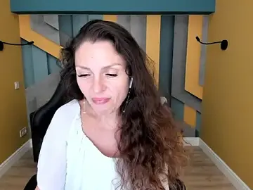 Stripchat Sex Cam of EllaLong