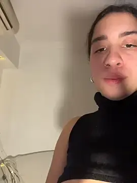 Stripchat Live Sex Cam of Souphicherry