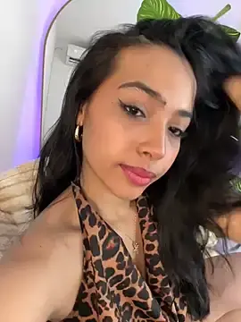 Stripchat Free Live Porn of _Emily_Thompson_
