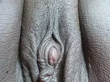 Stripchat Free Porn Cam of morenahott1