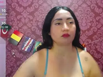 Stripchat Sex Cam of juliana_diaz