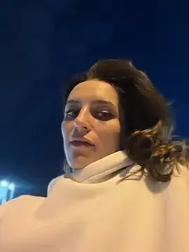 Stripchat Free Live Porn of -AngelAri-