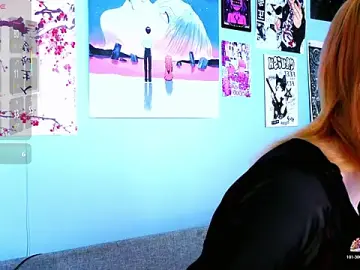 Stripchat Free Porn Cam of Kiara_Age