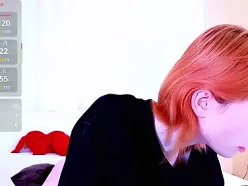 Stripchat Sex Cam of Kiara_Dream