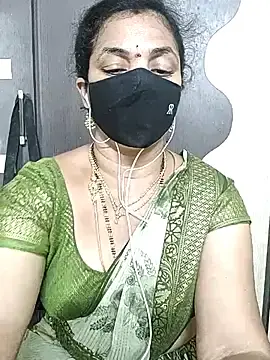 Stripchat Best Webcam of Leela_555
