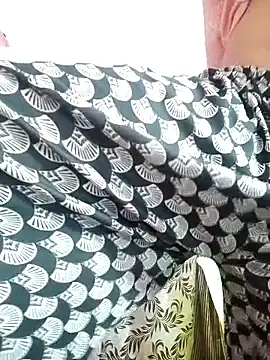 Stripchat Sex Cam of isha_sharma2002
