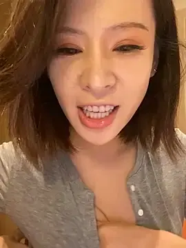 Stripchat Live Sex Cam of Sunflower-77