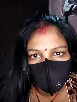 Stripchat Free Porn Cam of Hotcouplepriya