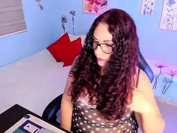 Stripchat Nude Webcam of Nicky_lucy_m