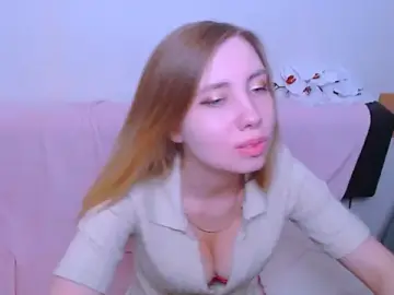 Stripchat Free Live Porn of AliceFire_