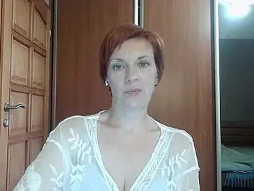 Stripchat Sex Cam of LoraLoraMay