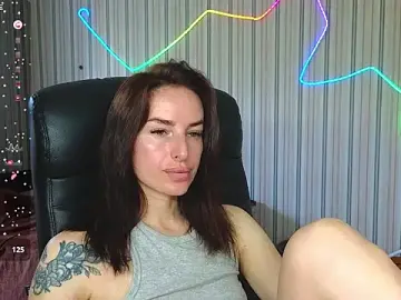 Stripchat Sex Chat of xx_adrihanna_xx