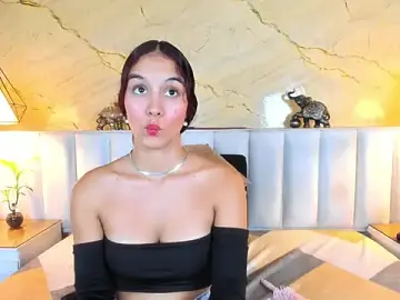 Stripchat Watch Live Sex Cams of Natty_Mendez